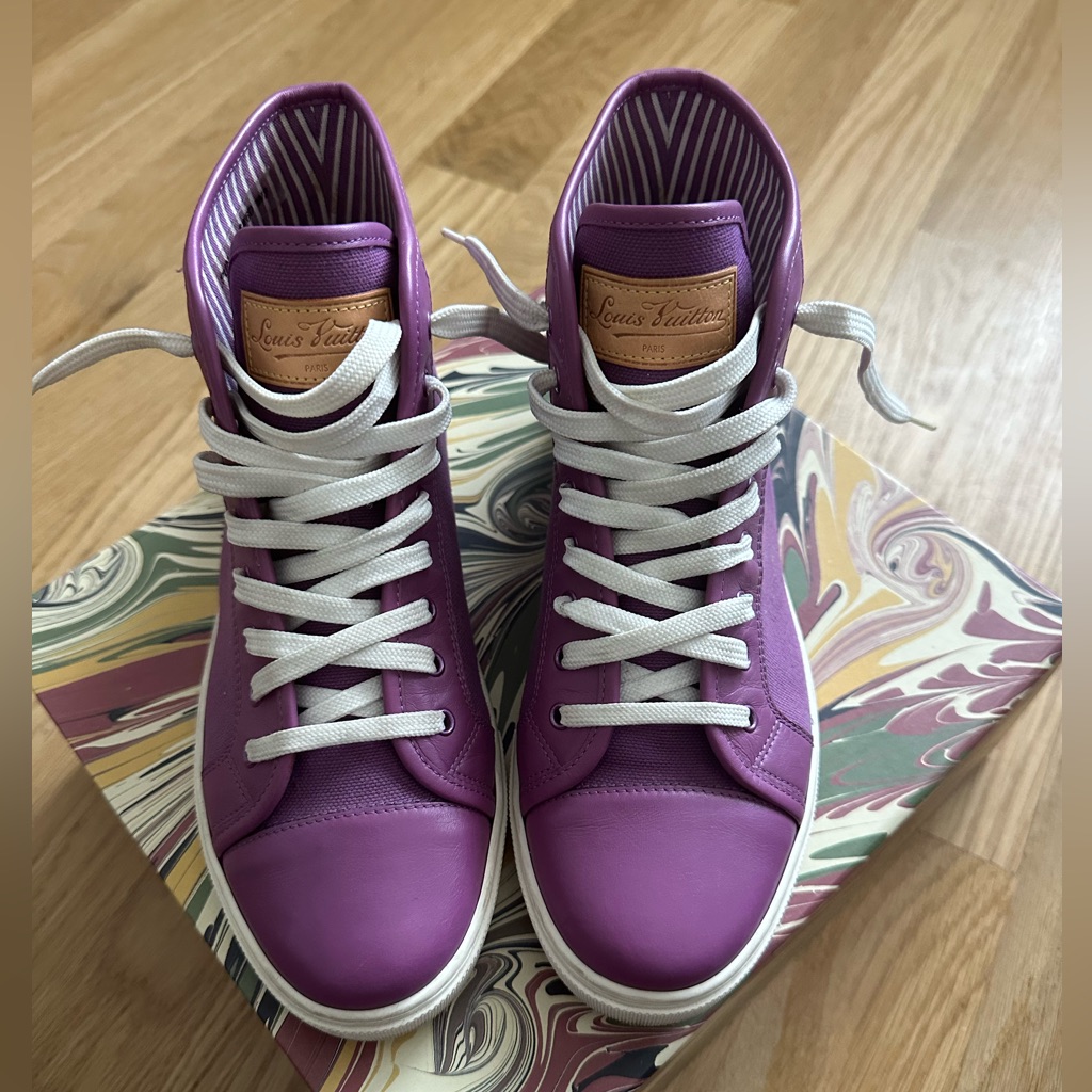 Louis Vuitton Women’s Leather & Canvas Sneakers/Shoes Us Sz. 6 Used